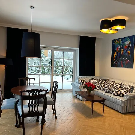 Apartamenty Pod Debami Bielsko-Biala Exterior photo