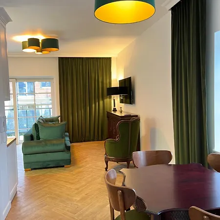 Apartamenty Pod Debami Bielsko-Biala Exterior photo