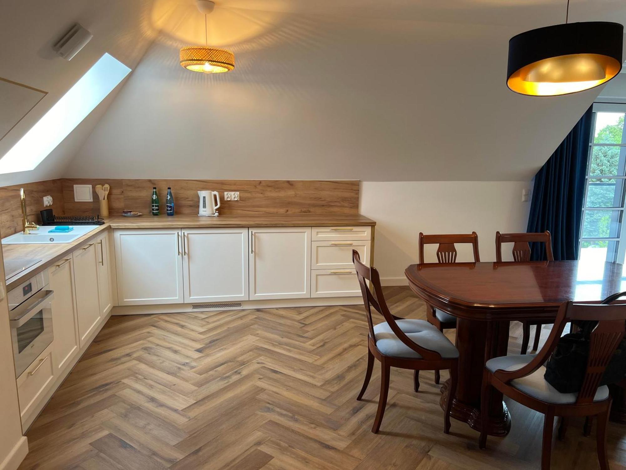 Apartment Pod Debami *