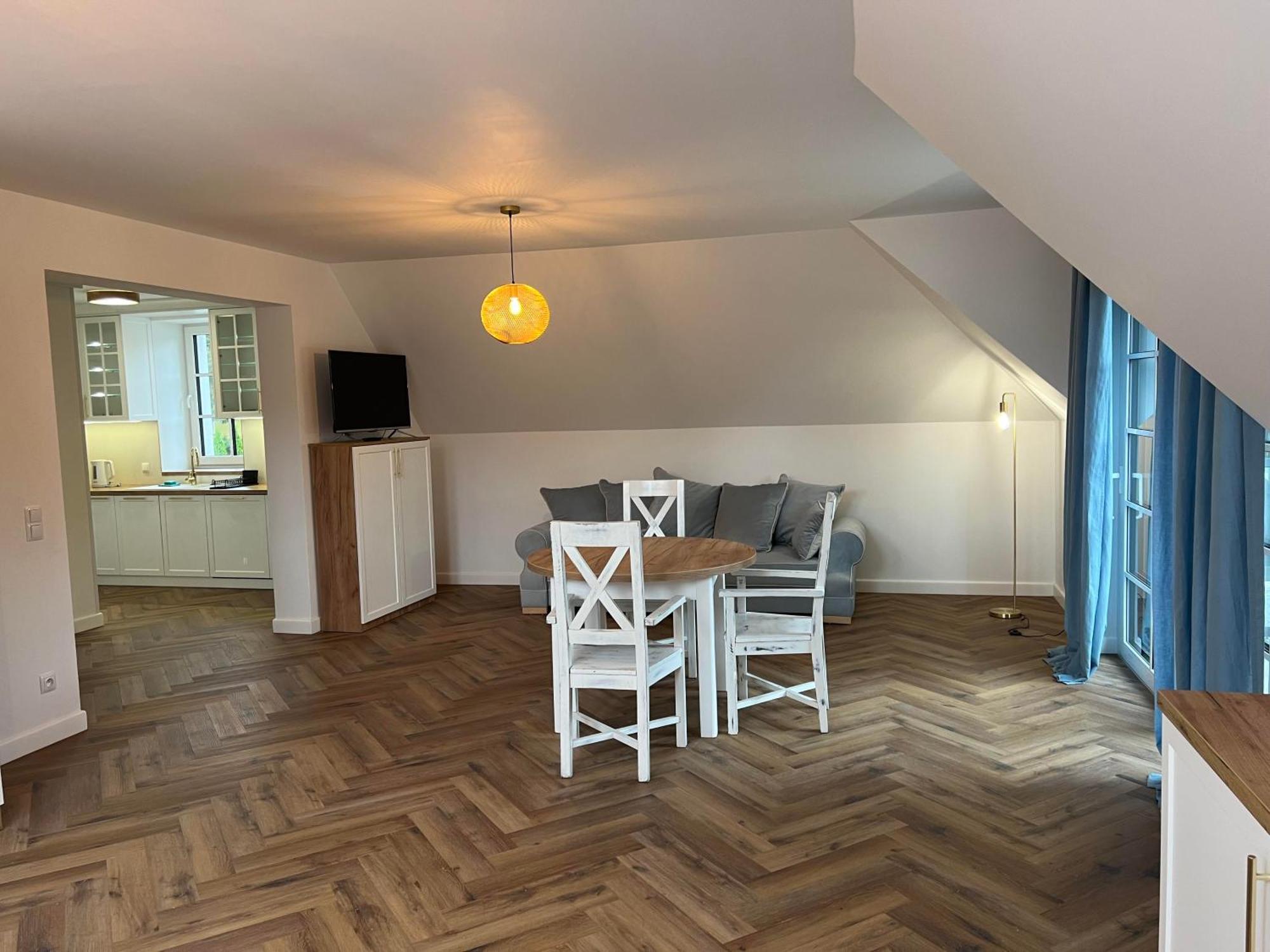 Pod Debami Apartment *